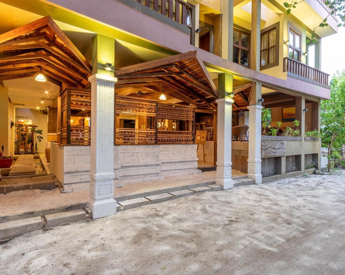 West Sands Ukulhas Island Exterior photo